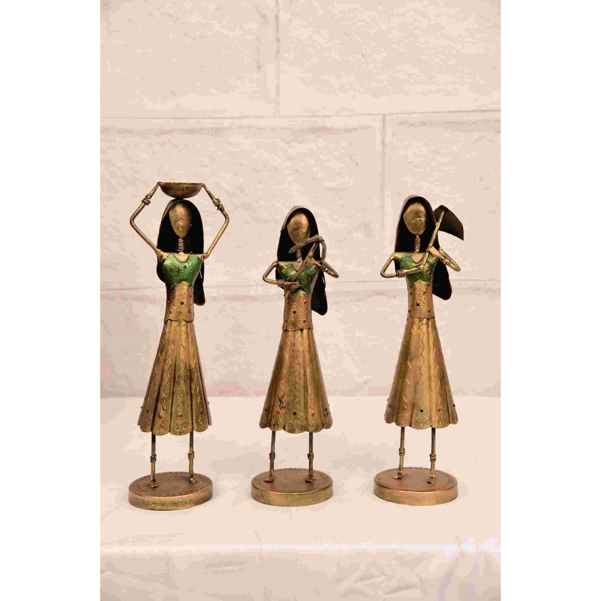 Iron Made Set of 3 Worker Lady Statue for Table Decor